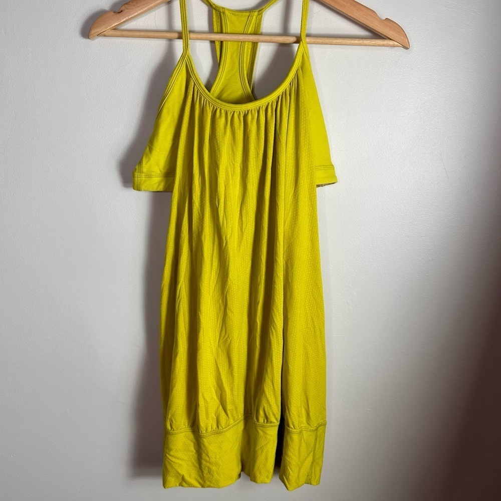 Lululemon No Limits Heathered Split Pea Tank Top Built in Bra Women's Size 6